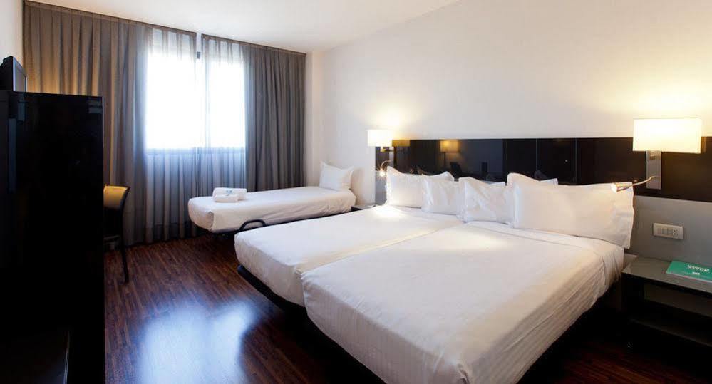 Hotel Ciudad De Mostoles Exteriér fotografie